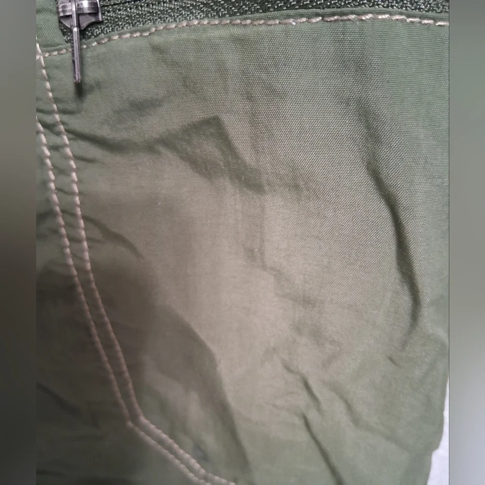 Columbia Olive Green Swim  Shorts    Sizre S